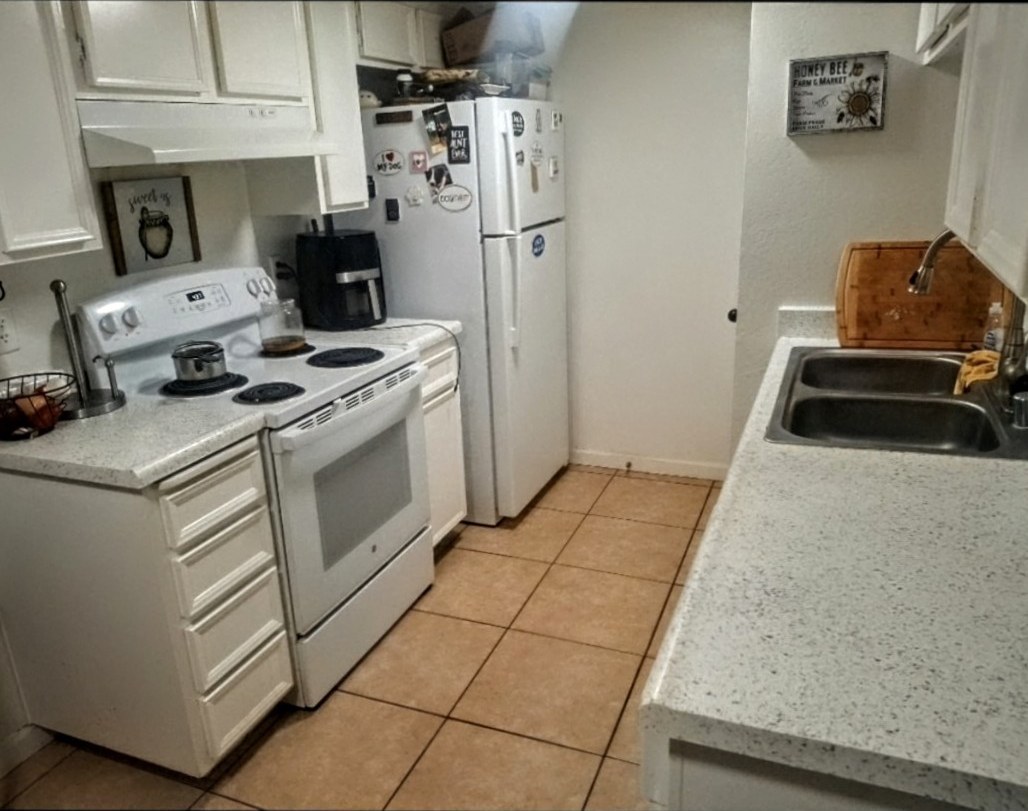 Cluttered kitchen counters and stove before and after a Make It Sparkle deep clean